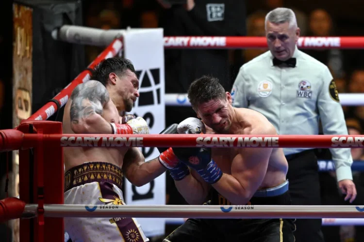'Nem akartam, hogy unatkozzatok' – Oleksandr Usyk a Rico Verhoeven elleni meccséről