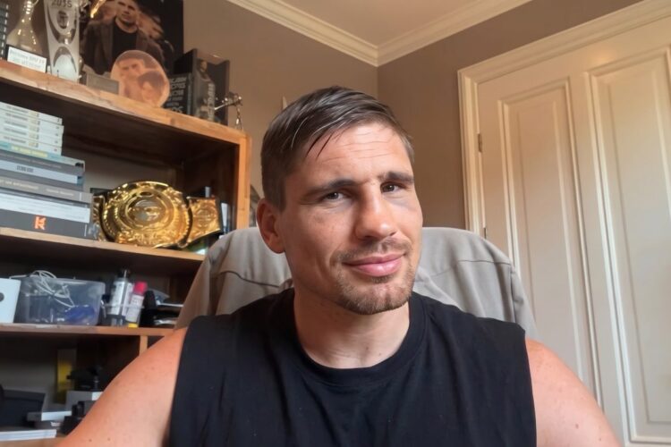 Rico Verhoeven elmagyarázta, mit érzett a 11. menet végén, amikor Usyk sorozta őt