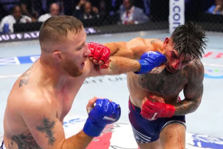 Topuria bukásának anatómiája: így verte meg Justin Gaethje a veretlen bajnokot