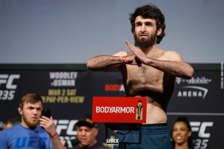 Zabit Magomedsharipov grappling meccsen tér vissza, a UFC-s Youssef Zalal ellen!